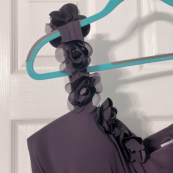 Bill Levkoff one shoulder bridesmaid dress - Picture 3 of 7